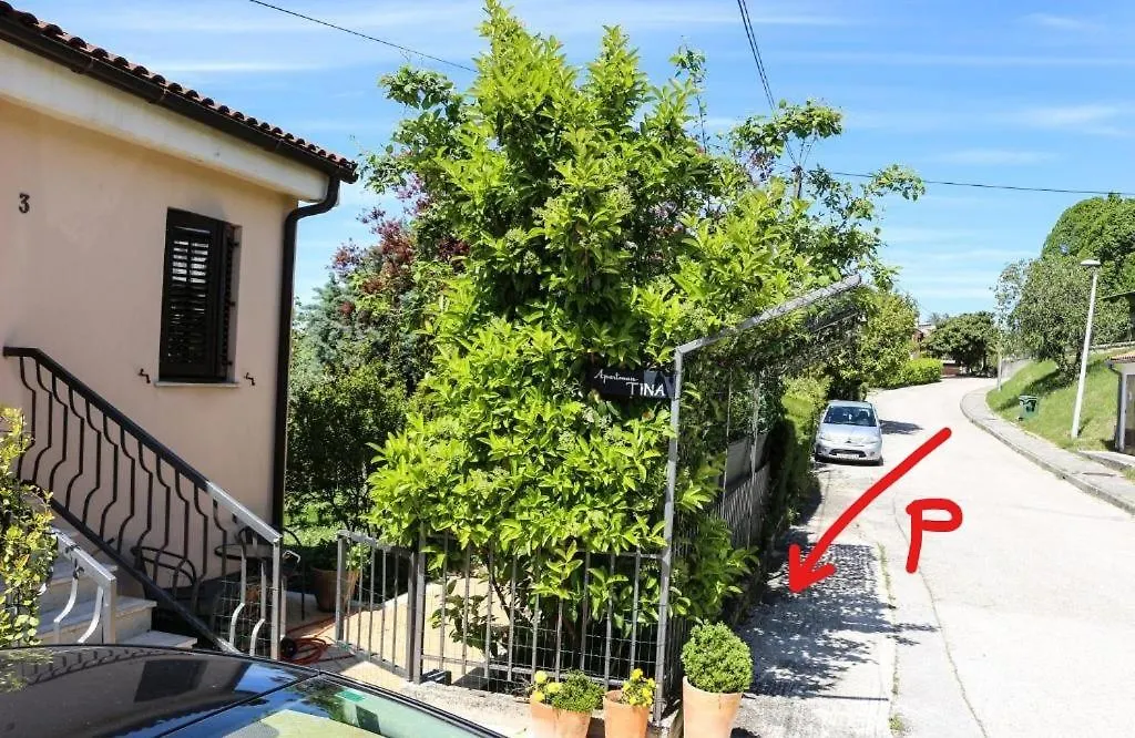 Apartment Tina Istra Buje 0*,  Hırvatistan