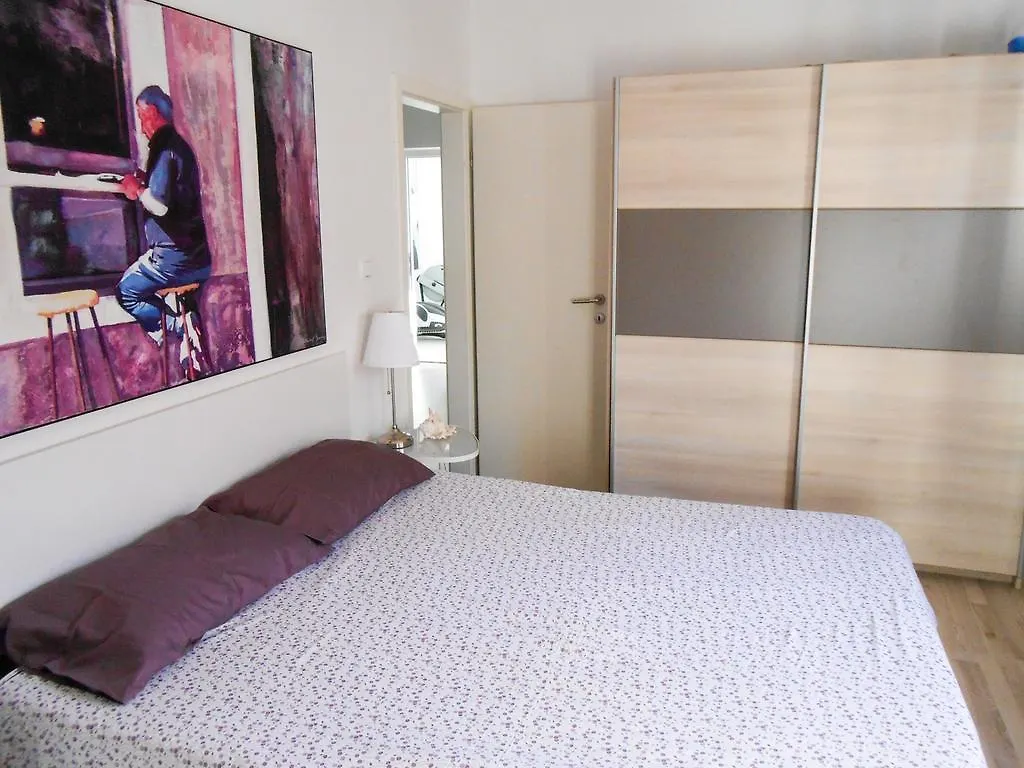 Apartment Tina Istra Buje 0*,